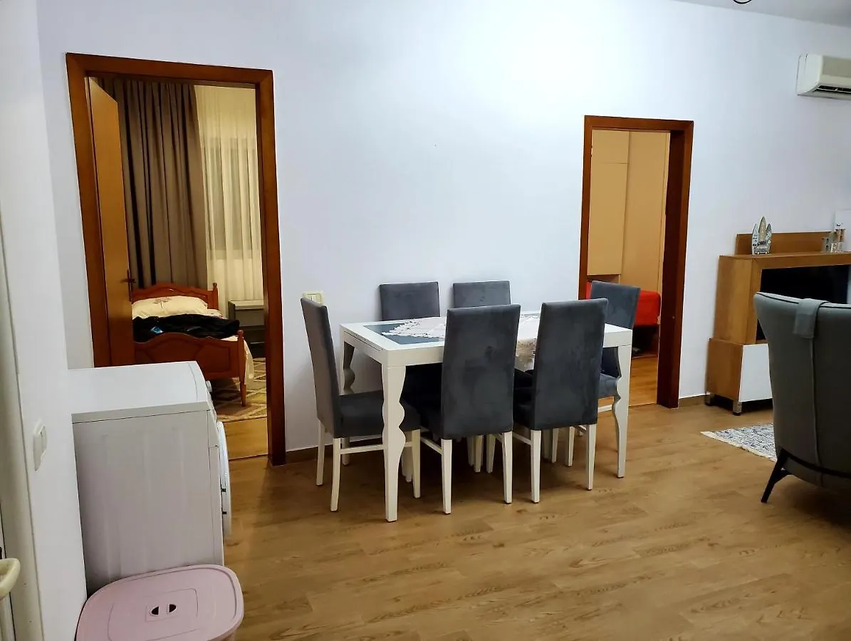 Roni Apartment Durrës 0*,  Albanië